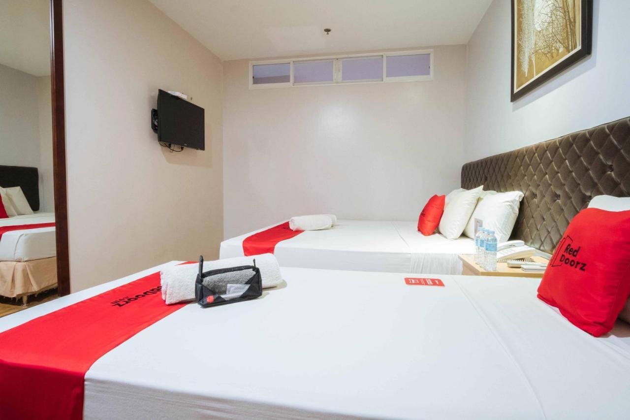 Reddoorz Plus Near Cebu Capitol Exterior foto